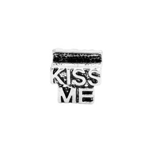charmsis_privesok_kiss_me
