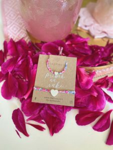 Ružový kvetovaný náramkový set